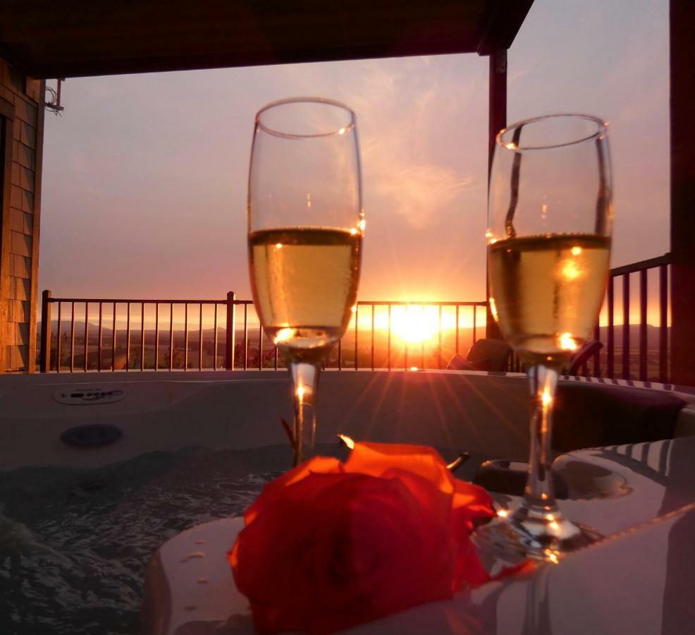 Bella Collina Bed And Breakfast Amity Exterior foto
